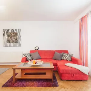 Long Apartment Prag